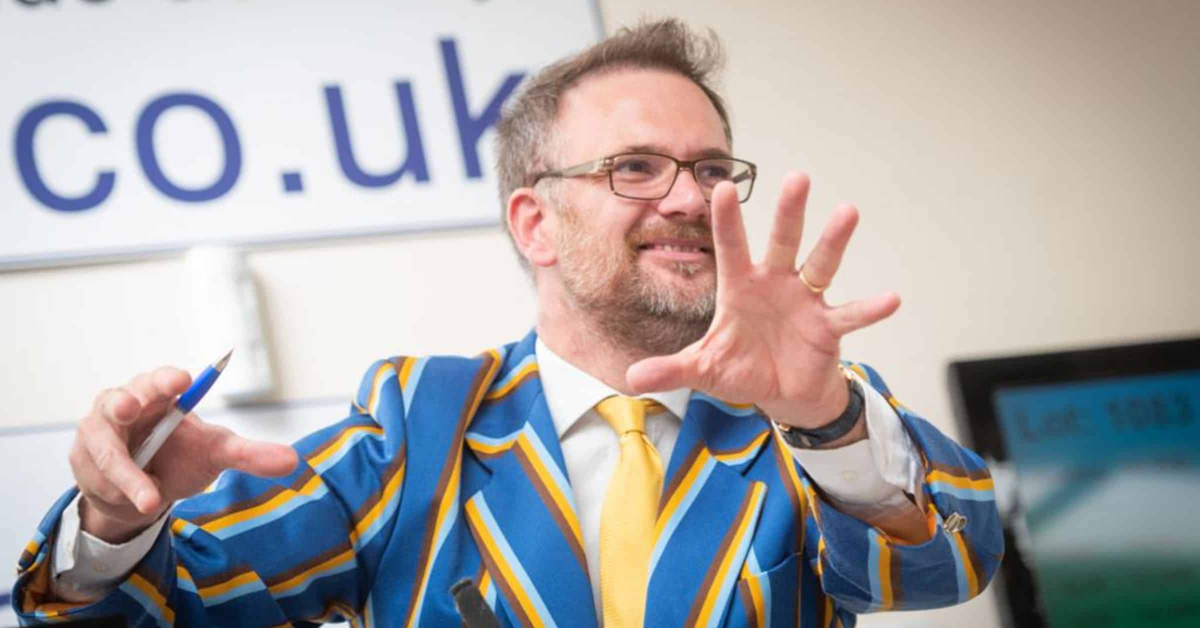 Bargain Hunt Expert To Put Big Hop Hares Under The Hammer